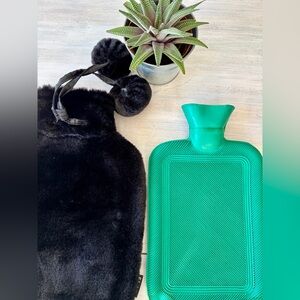NWT FLAG Black Faux Fur Hot Water Bottle Cover with Green Water bottle.